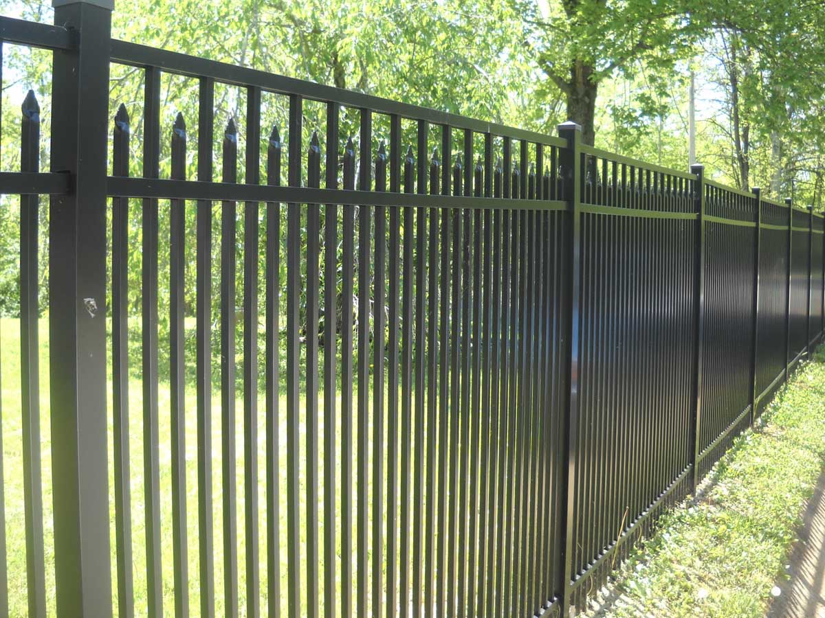 Photo of aluminum fence in Cincinnati Ohio