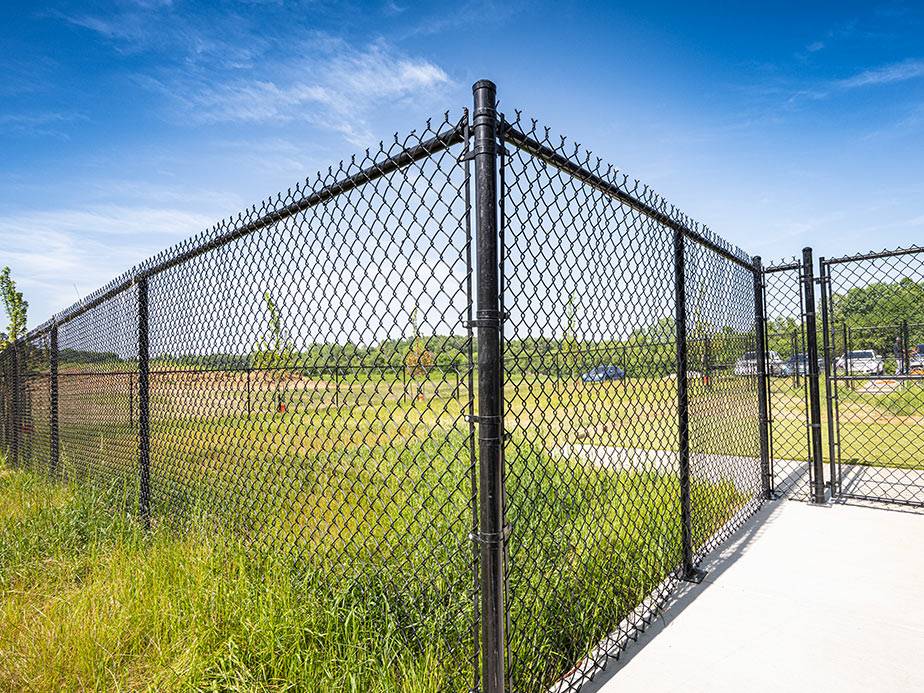 cincinnati Ohio commercial fencing company
