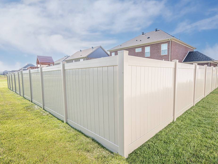 Types of fences we install in Kettering OH