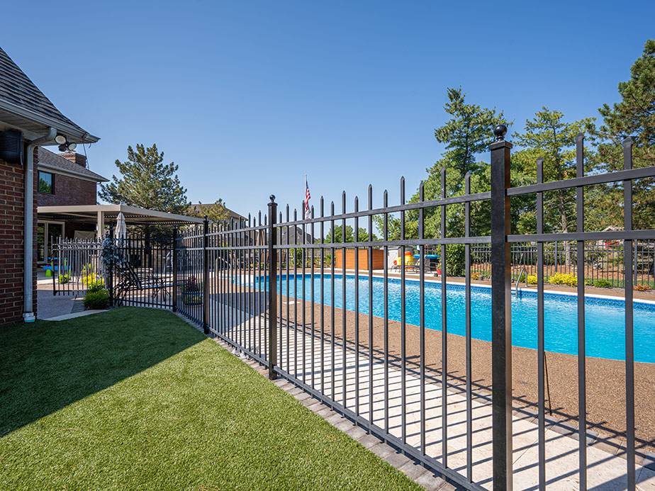 Pool Fence Example in Loveland Ohio